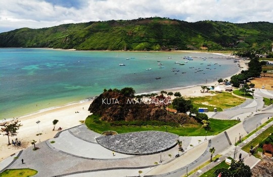 Tempat Wisata di Dekat Sirkuit Mandalika Lombok yang Wajib Dikunjungi