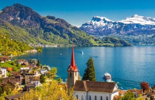 Tips Solo Traveling ke Swiss yang Bikin Liburan Kamu Seru, Aman, dan Nggak Bikin Kantong Jebol