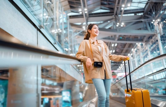 Tips Liburan Hemat ke Luar Negeri yang Bikin Kantong Aman